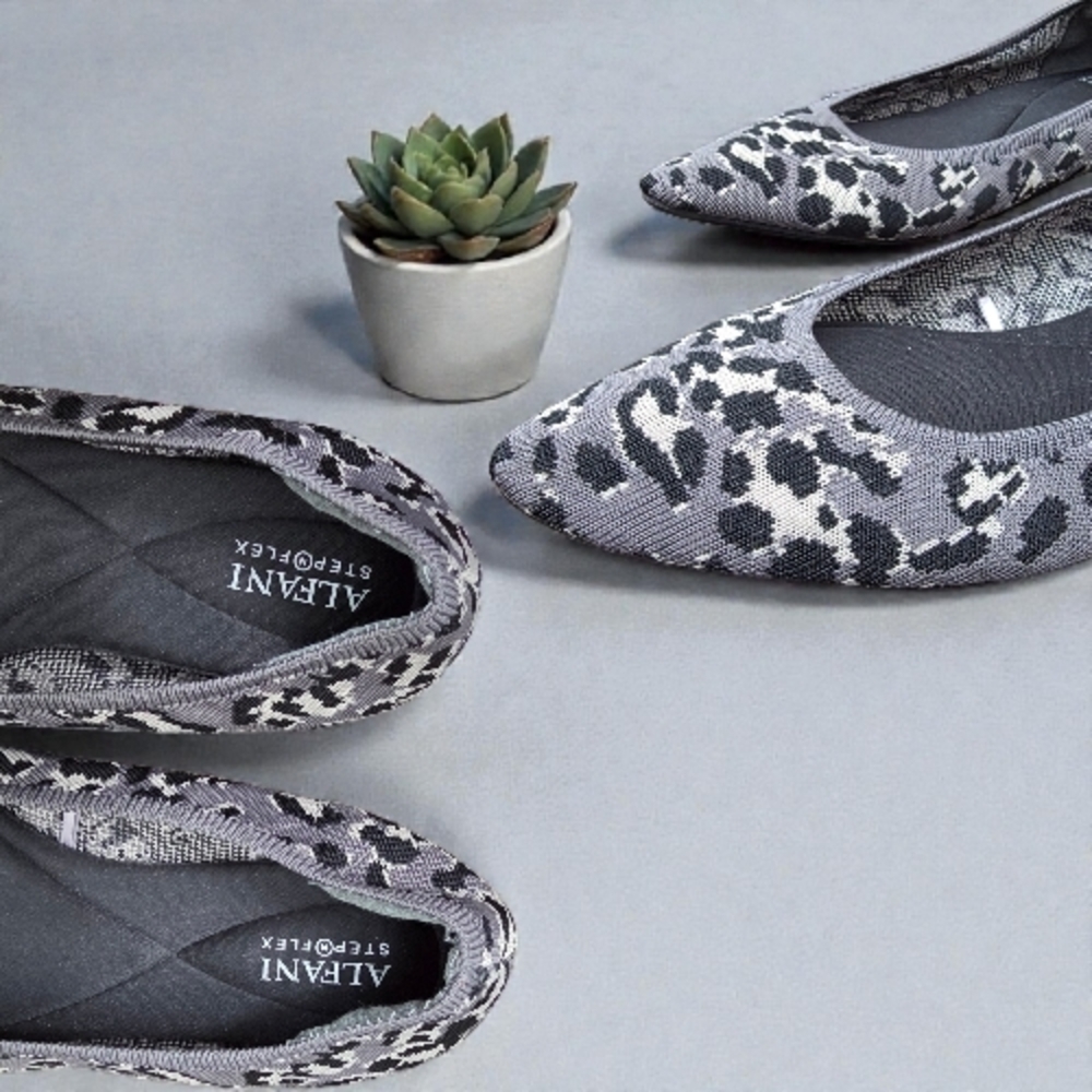 Alfani Step N Flex Leopard Flats Black White Gray Animal Print Pointy Toe Sz 8 - Picture 5 of 5